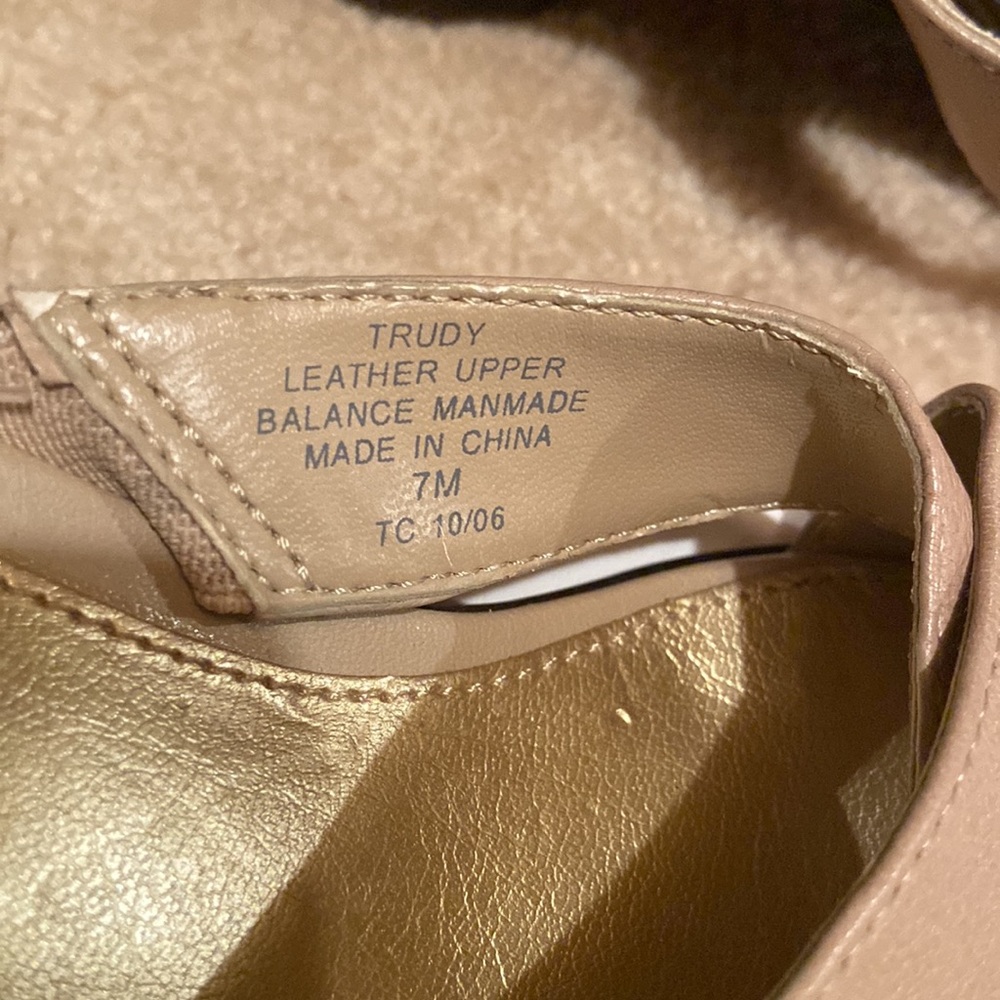 Tan leather slides with wedge heel - Picture 4 of 4